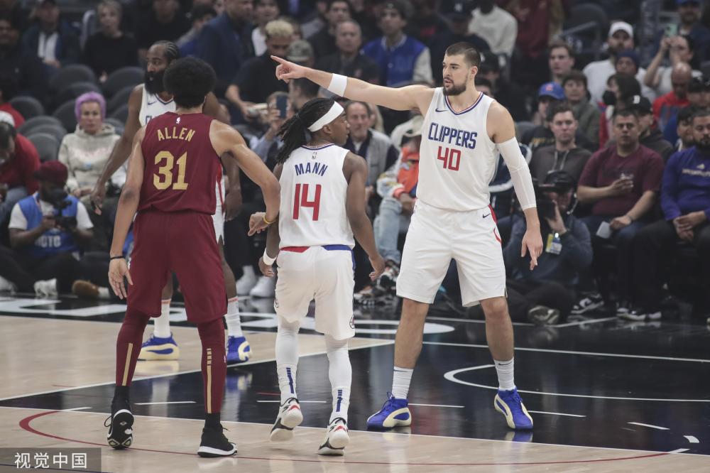 豪强对手的 豪强对手的